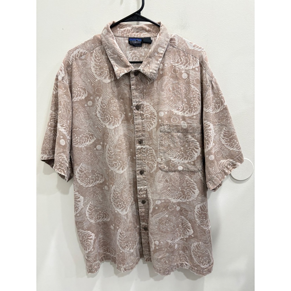 VTG 90s Patagonia XL Organic Cotton Short Sleeve Wave Button Up Camp Shirt Tan